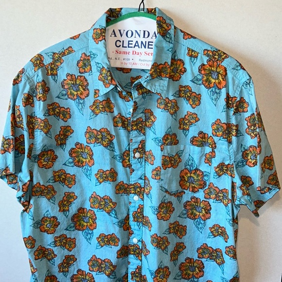 Men’s Hang Ten Floral Short Sleeve Shirt - Picture 1 of 5